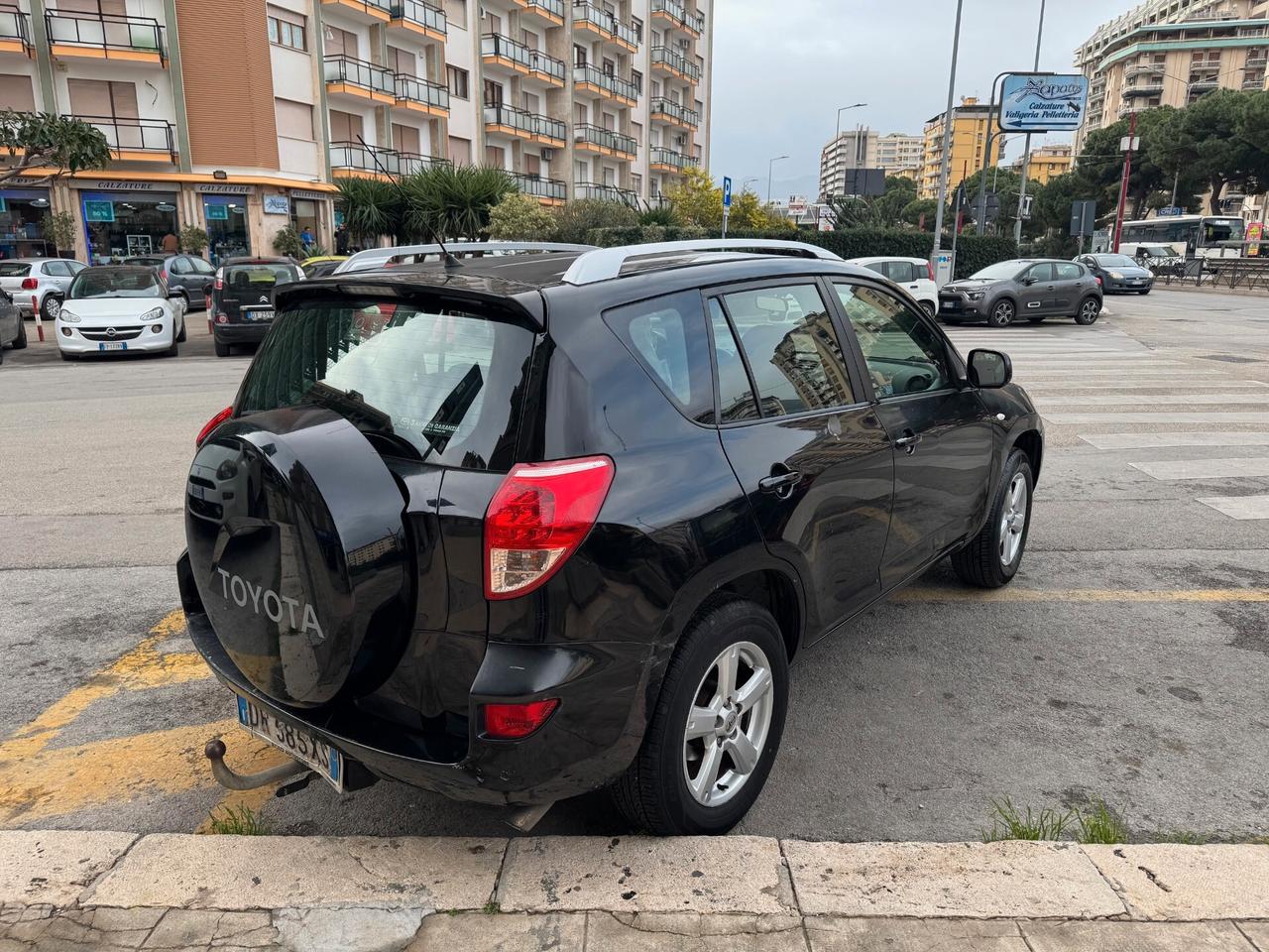 Toyota RAV 4 RAV4 2.2 D-4D 136 CV