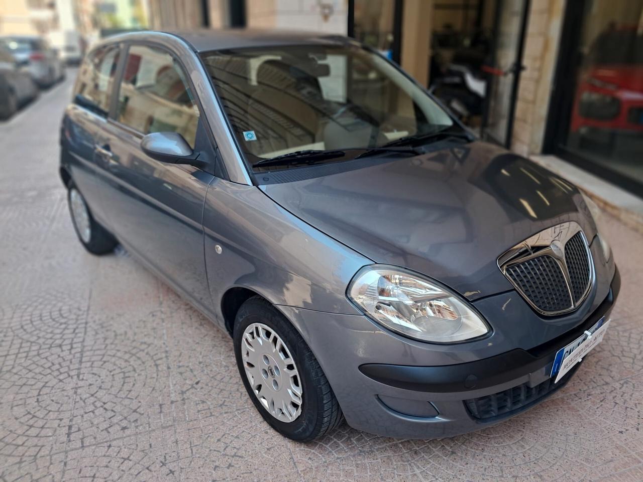 LANCIA YPSILON 1.2-NEOPATENTATI-Euro3199