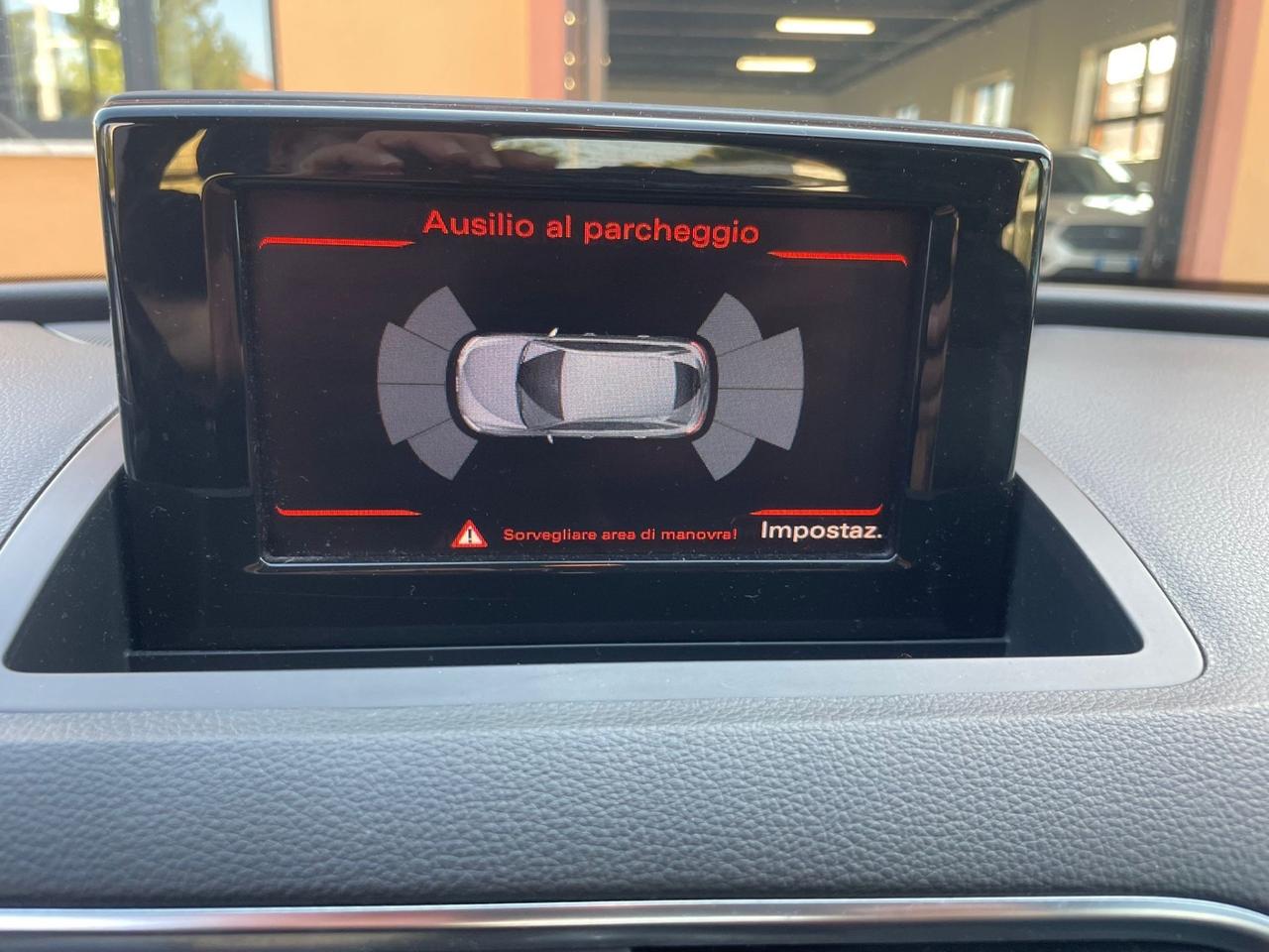 Audi Q3 2.0 TDI 103 kw 2012