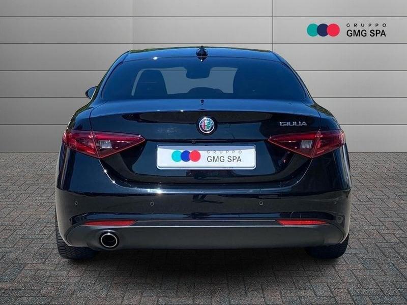 Alfa Romeo Giulia 2.2 t Sport Tech 160cv auto