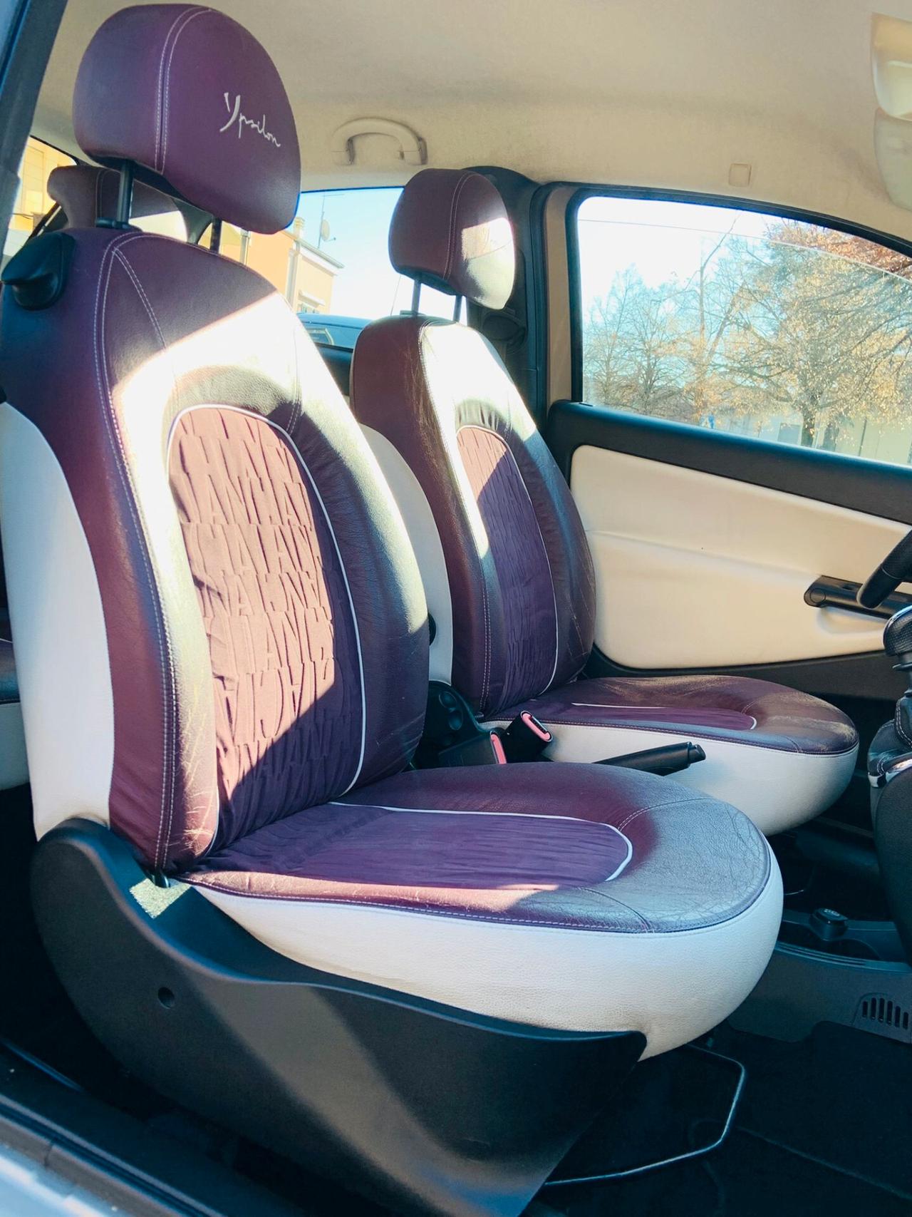 Lancia Ypsilon 1.2 69 CV 5 porte S&S Silver
