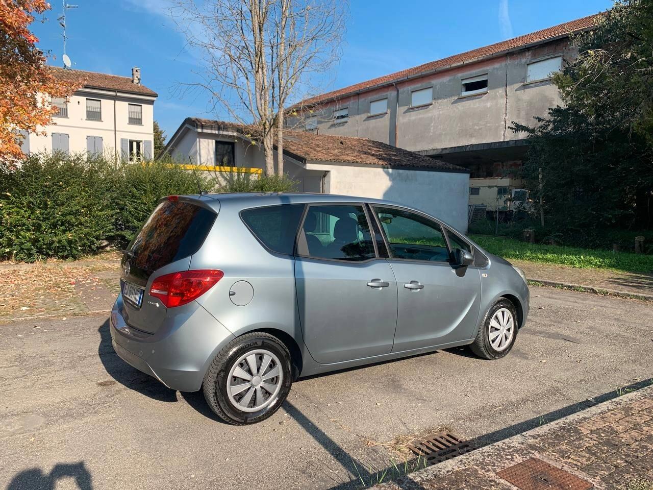 Opel Meriva 1.3 CDTI 95CV ecoFLEX Cosmo