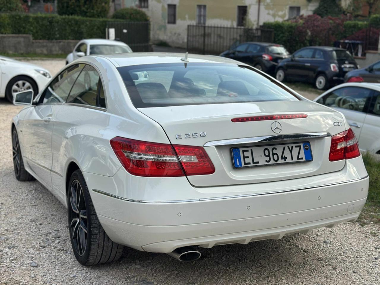 Mercedes-benz E 250 CDI FULLOPT UNICOPR KMCERT
