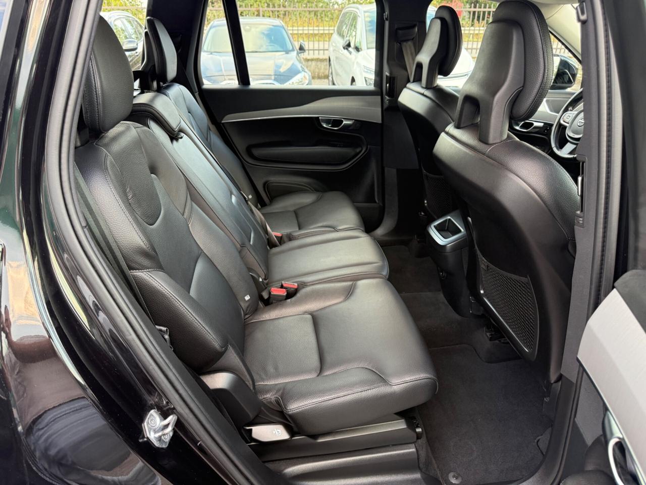 Volvo XC 90 B5 AWD Geartronic 7 posti Momentum Pro