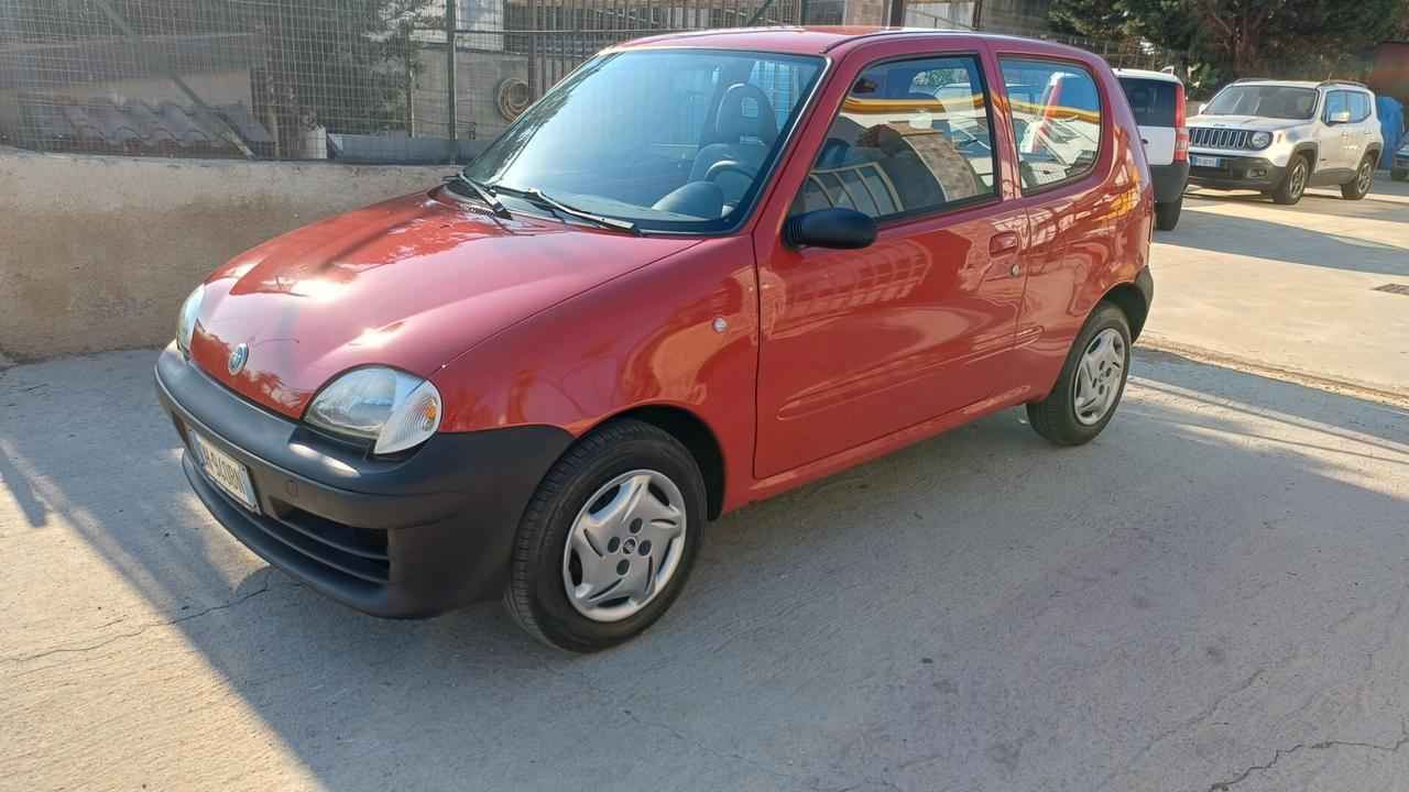 Fiat 600 1.1 Active