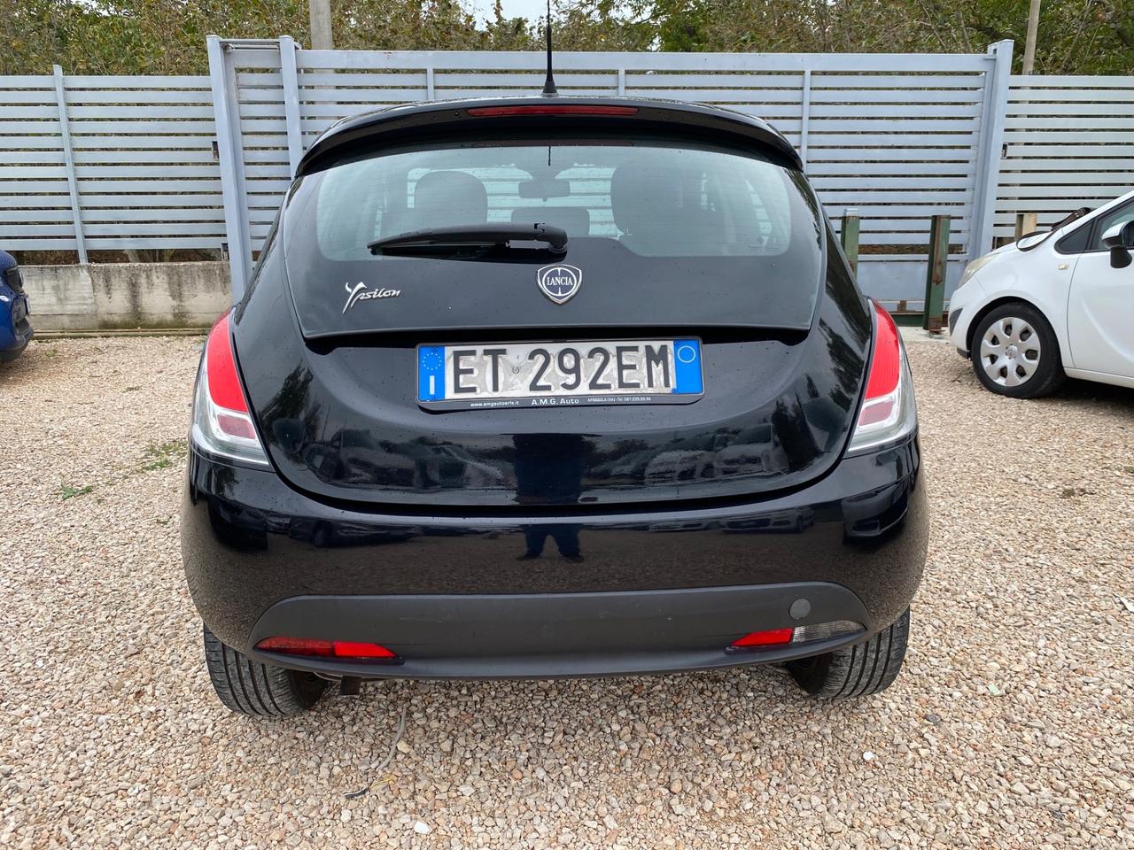 Lancia ypsilon 1.2 GPL gold ecochic 69 CV 51KW