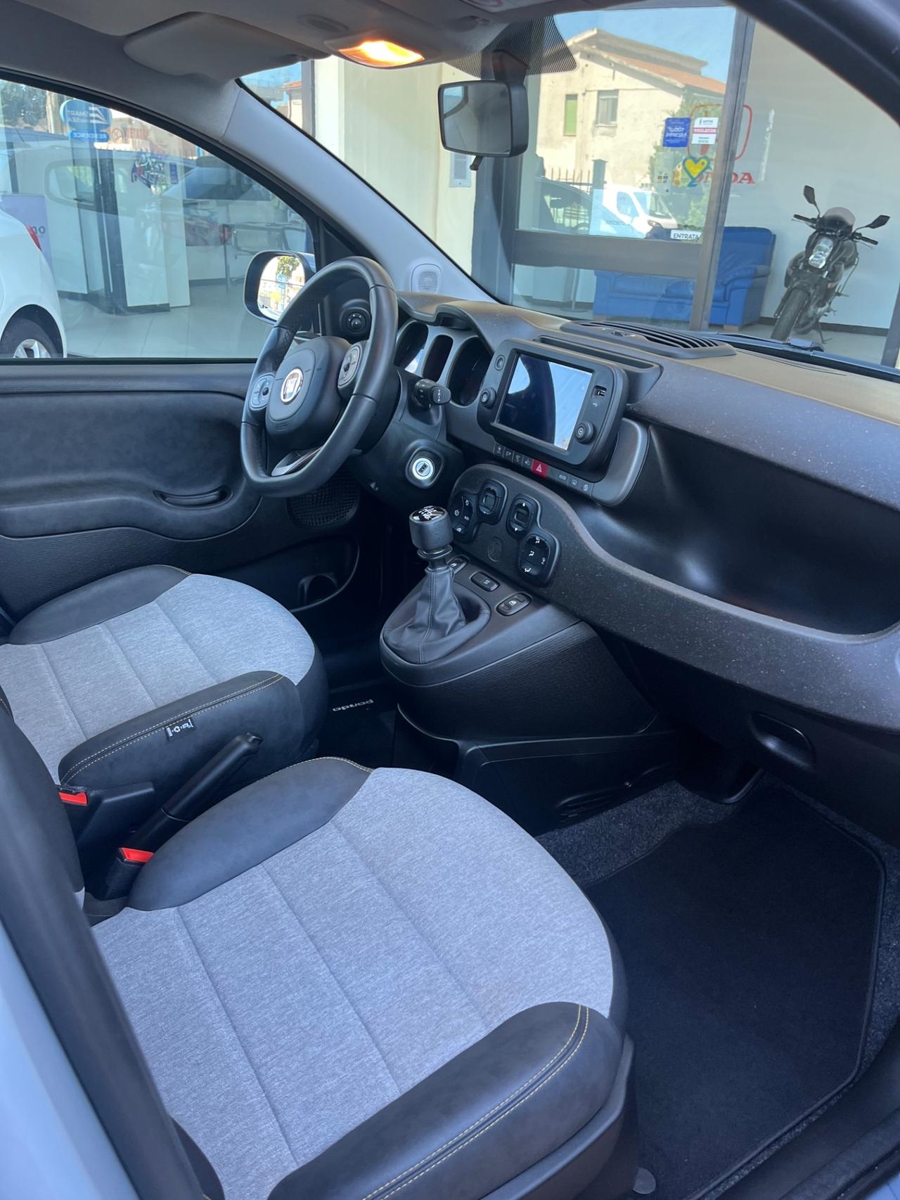 Fiat Panda 1.0 FireFly S&S Hybrid City Cross