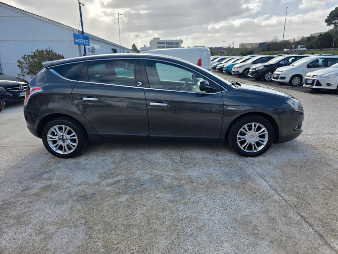 Lancia Delta 1.6 MJT DPF Oro