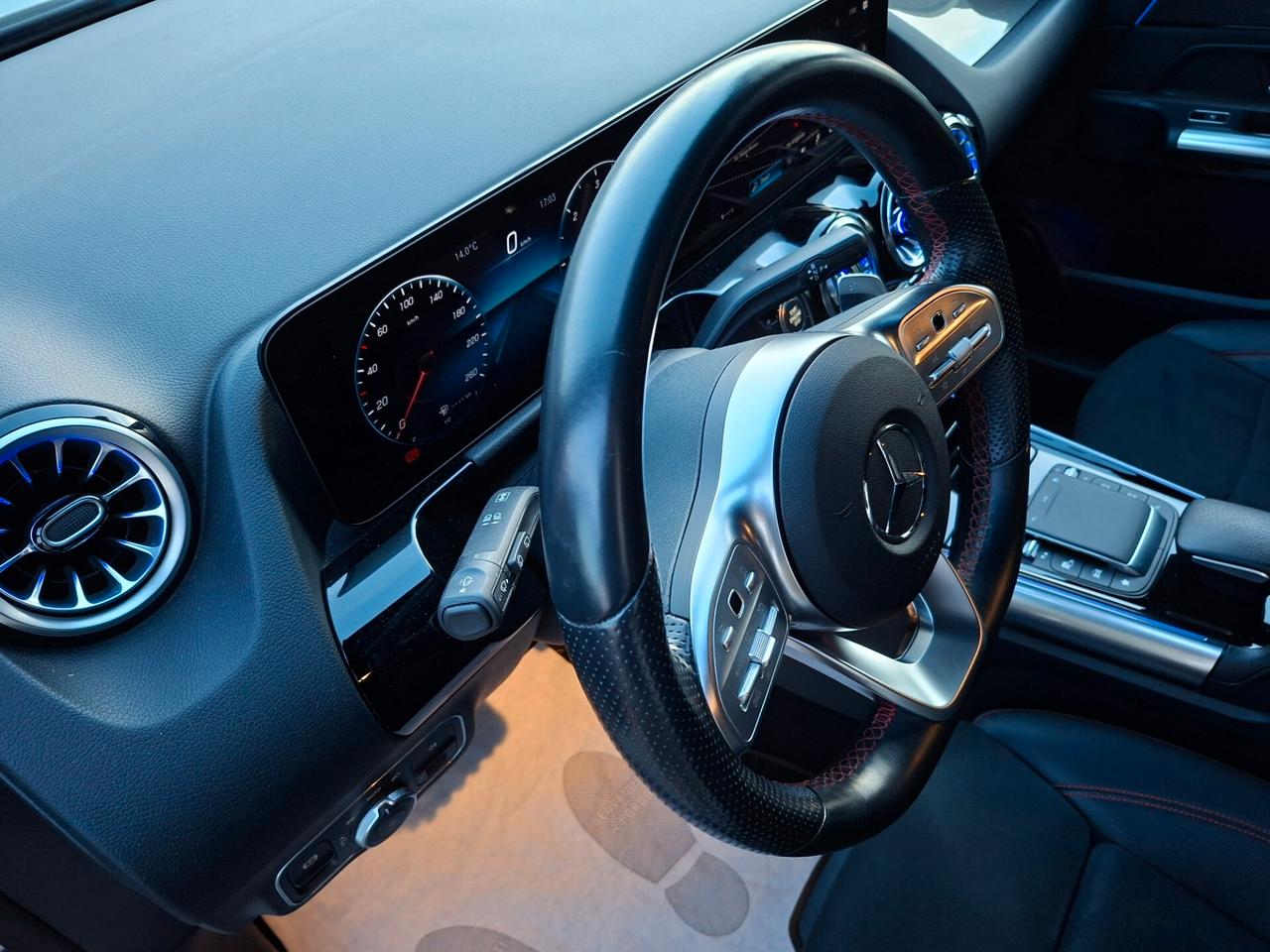 Mercedes GLA 180d Premium *TAGLIANDI MERCEDES*