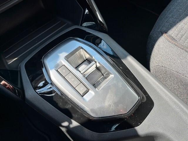 Peugeot 208 Hybrid 110 e-DCS6 Style