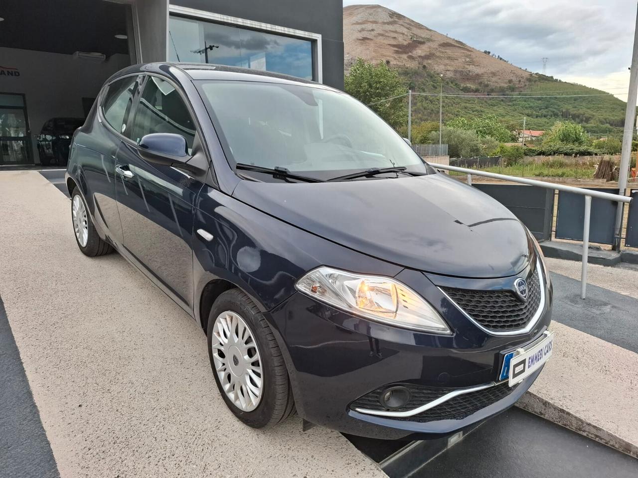 LANCIA YPSILON 1.2 ECOCHIC GPL CASA MADRE 69 CV