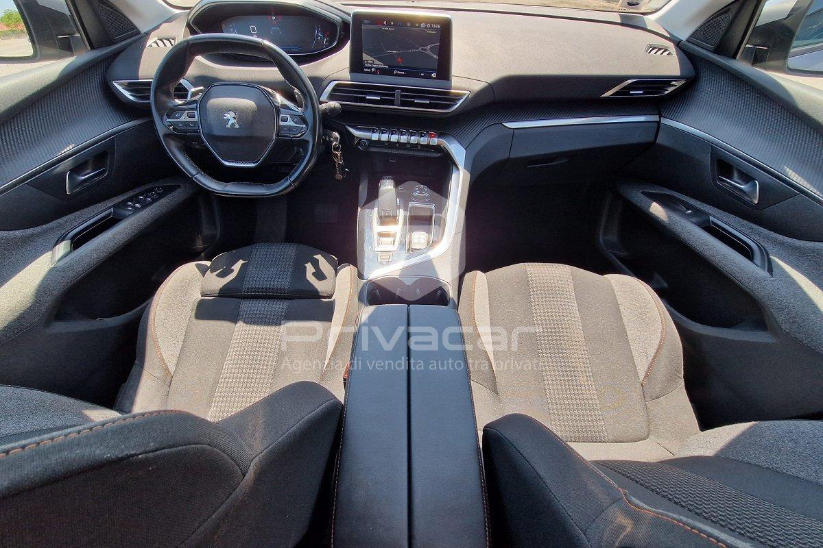 PEUGEOT 5008 BlueHDi 130 S&S EAT8 Allure
