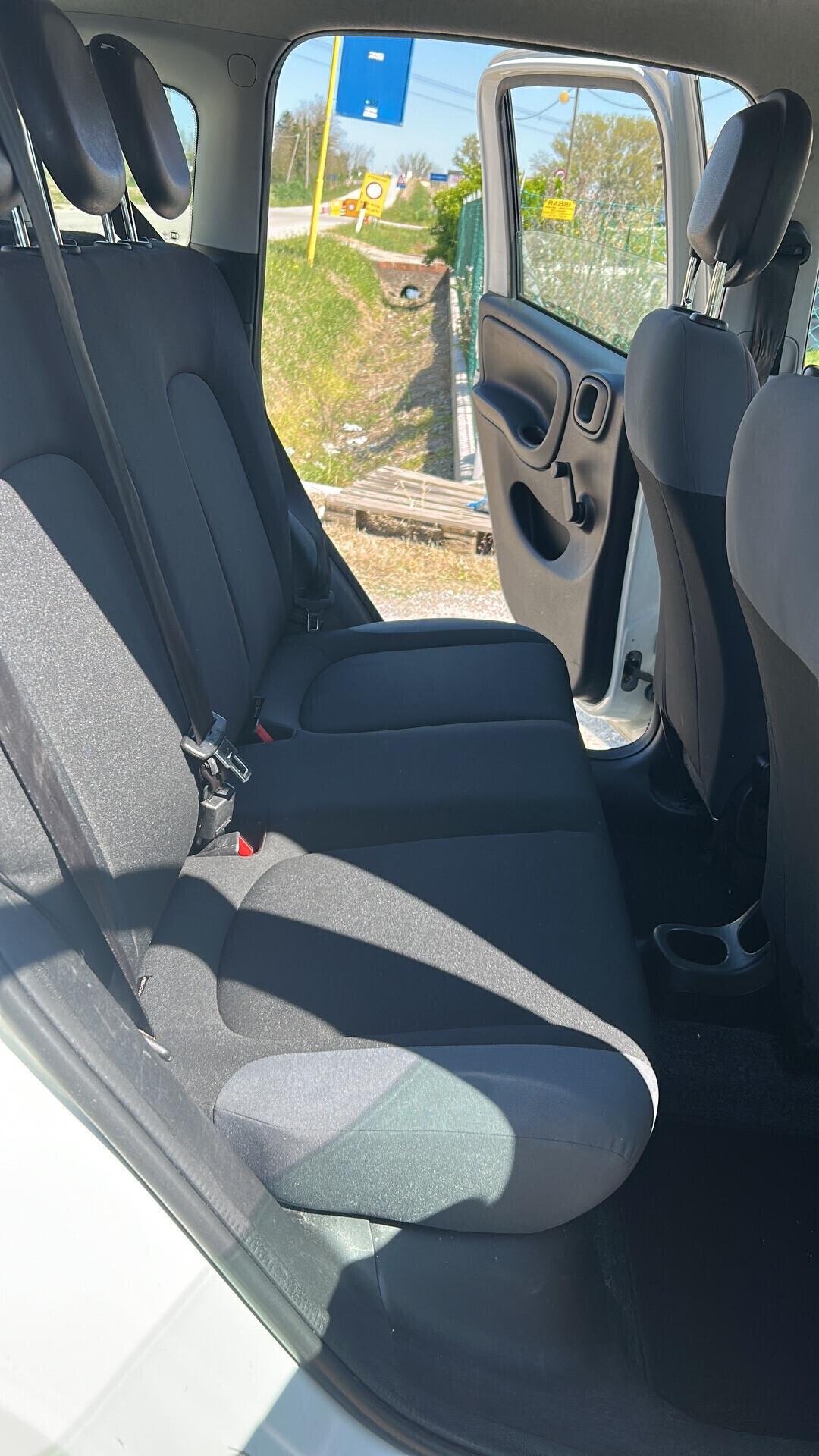 Fiat Panda 900 cc anno 2018 benzina, metano unica proprietaria pari al nuovo