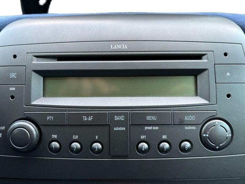 Lancia Ypsilon 1.2 16v Argento