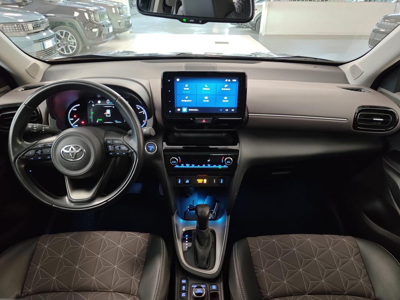 TOYOTA Yaris Cross 1.5h Lounge awd-i 116cv e-cvt