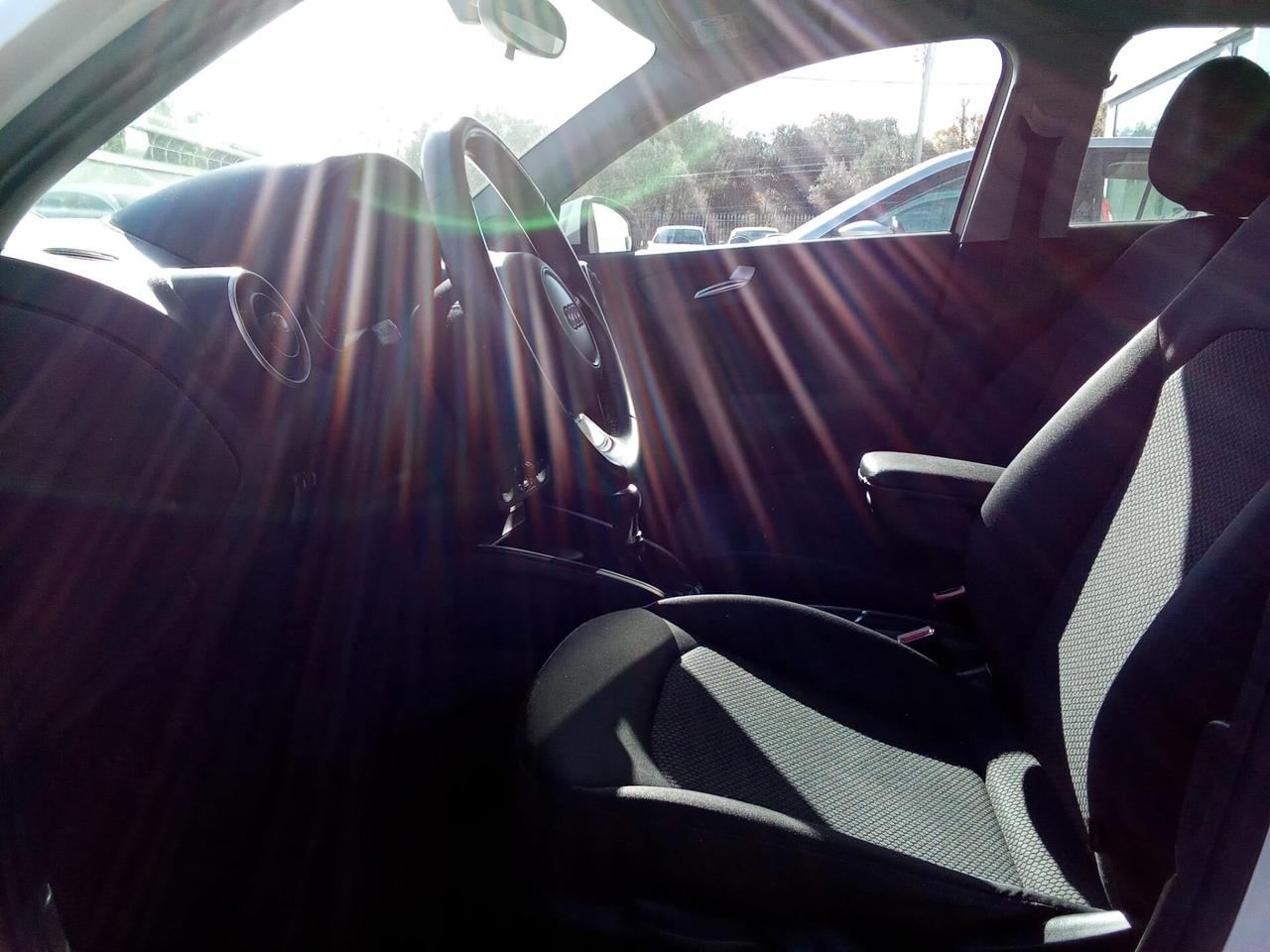 AUDI A1 SPORTBACK 1,4 TDI 90 CV ADMIRED 5P