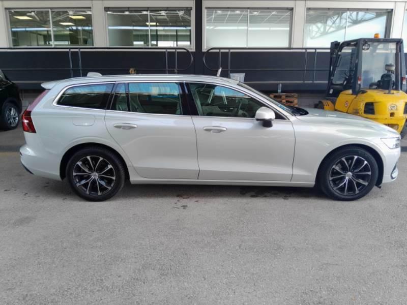 VOLVO V60 D4 AWD Geartronic Business Plus WAGON