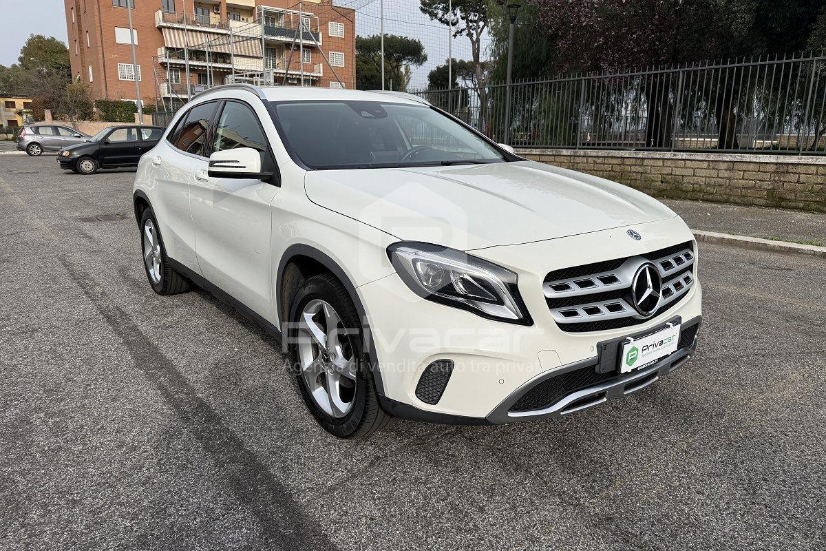 MERCEDES GLA 200 d Automatic Sport