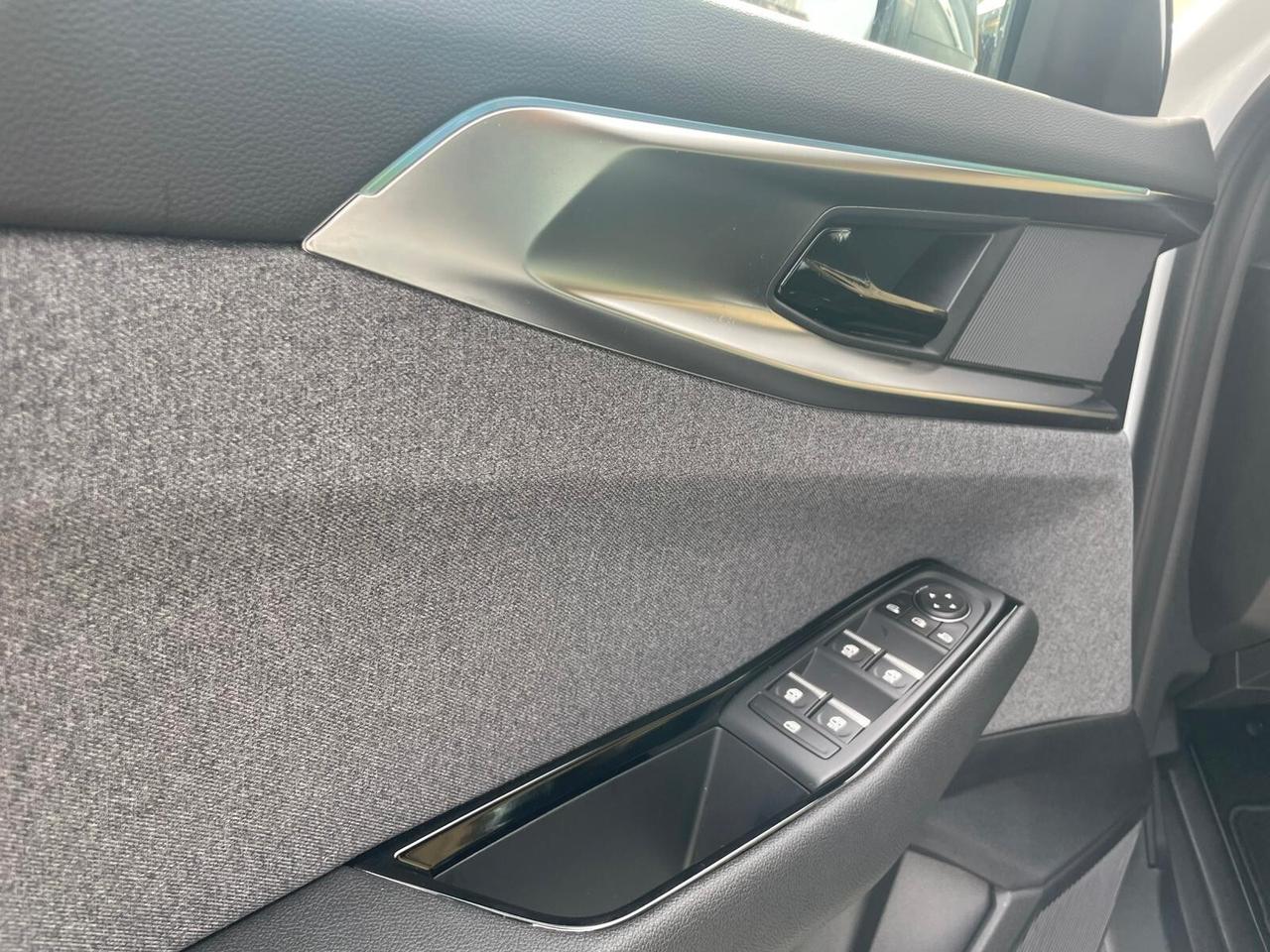 Austral Mild Hybrid TECH 140 CV *EQUILIBRE* evolution auto