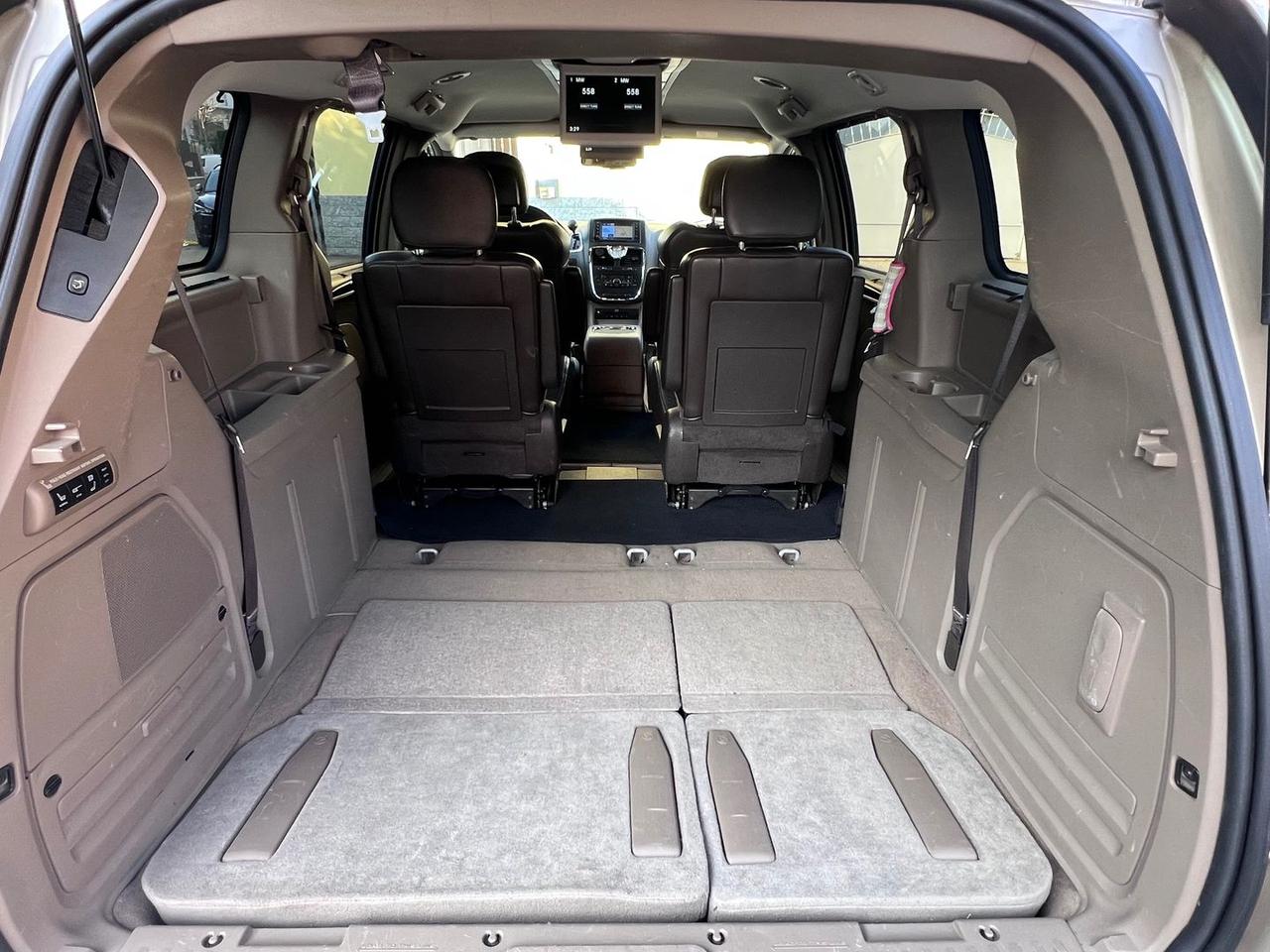 Lancia Voyager 2.8 D Platinum #9528