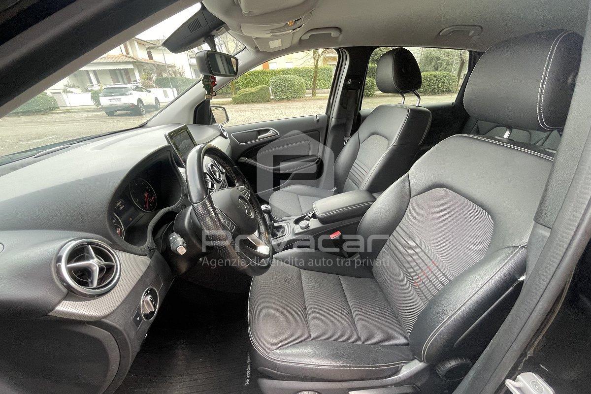 MERCEDES B 180 d Premium