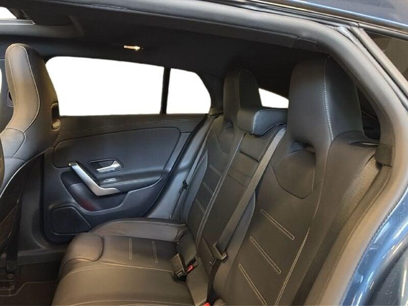 Mercedes-Benz CLA Mercedes-AMG CLA 35 4MATIC AMG