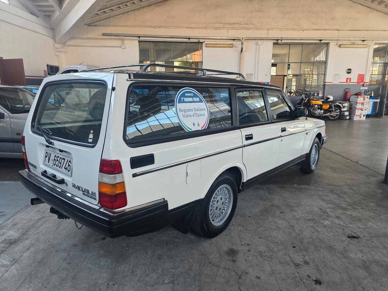 Volvo 240 GLE