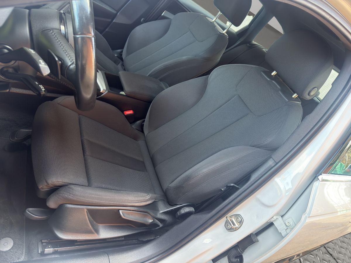 AUDI - A4 Avant - 2.0 TDI 150CV S tronic S LINE