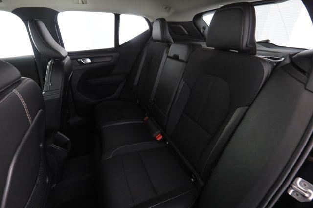 VOLVO XC40 XC40 T3 Geartronic Business Plus/Momentum Pro