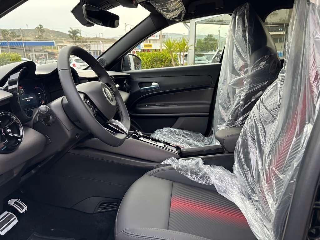 Alfa Romeo Junior 1.2 145 CV Hybrid eDCT6 Ti rent to buy