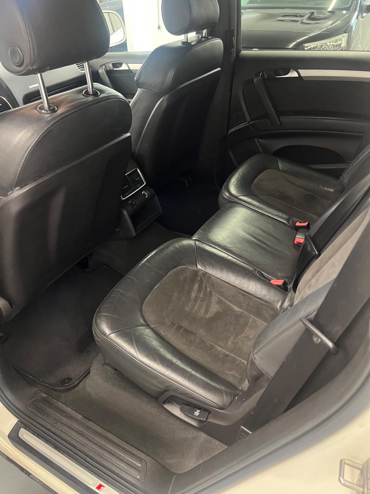Audi Q7 3.0 V6 TDI 240 CV quattro tiptronic