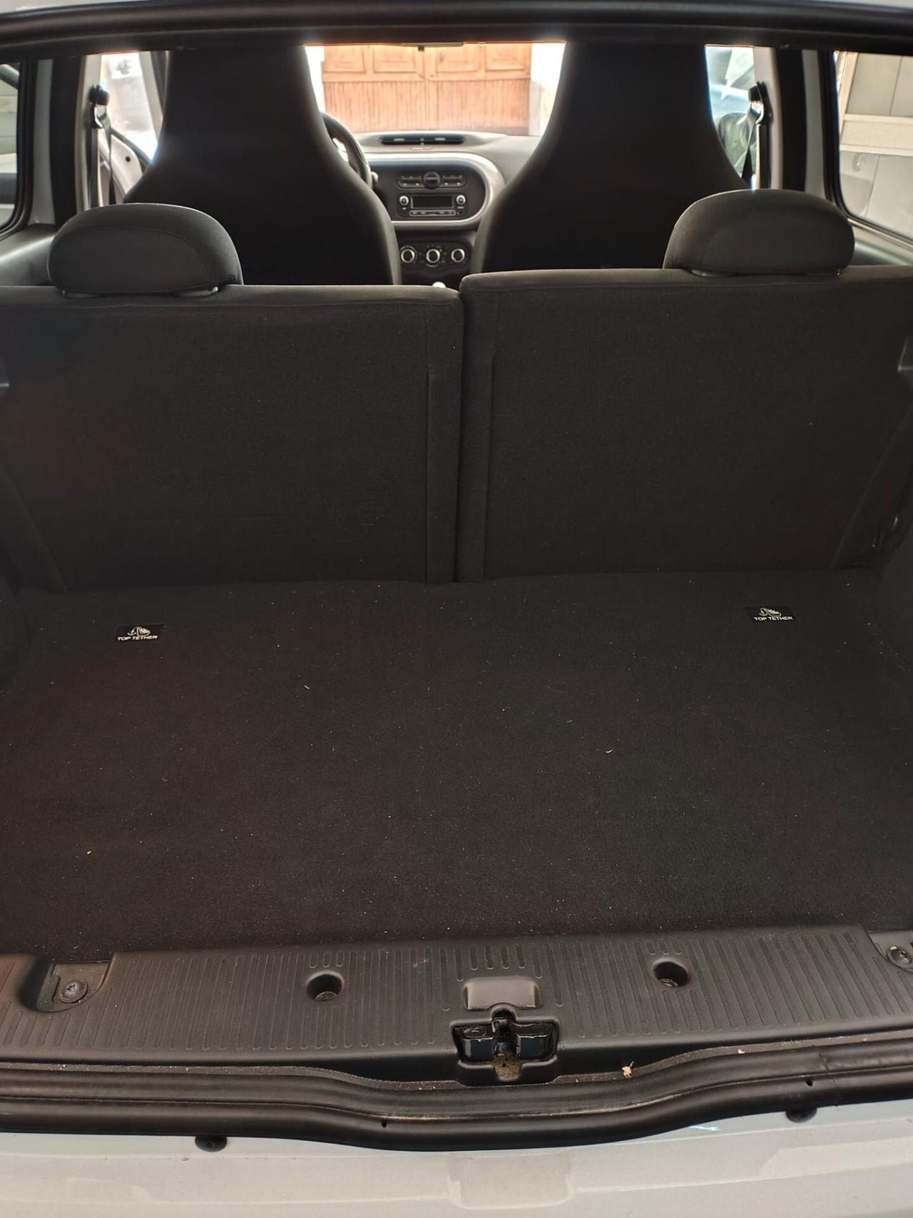 Renault Twingo SCe EDC Intens