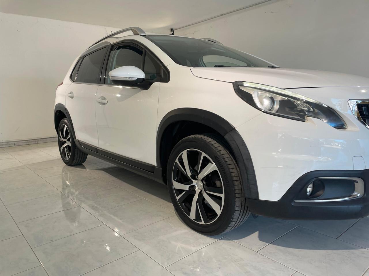 Peugeot 2008 BlueHDi 100 GT Line