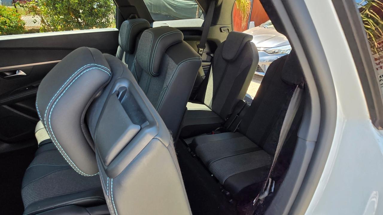 Peugeot 5008 BlueHDi 130 S&S EAT8 Allure Pack