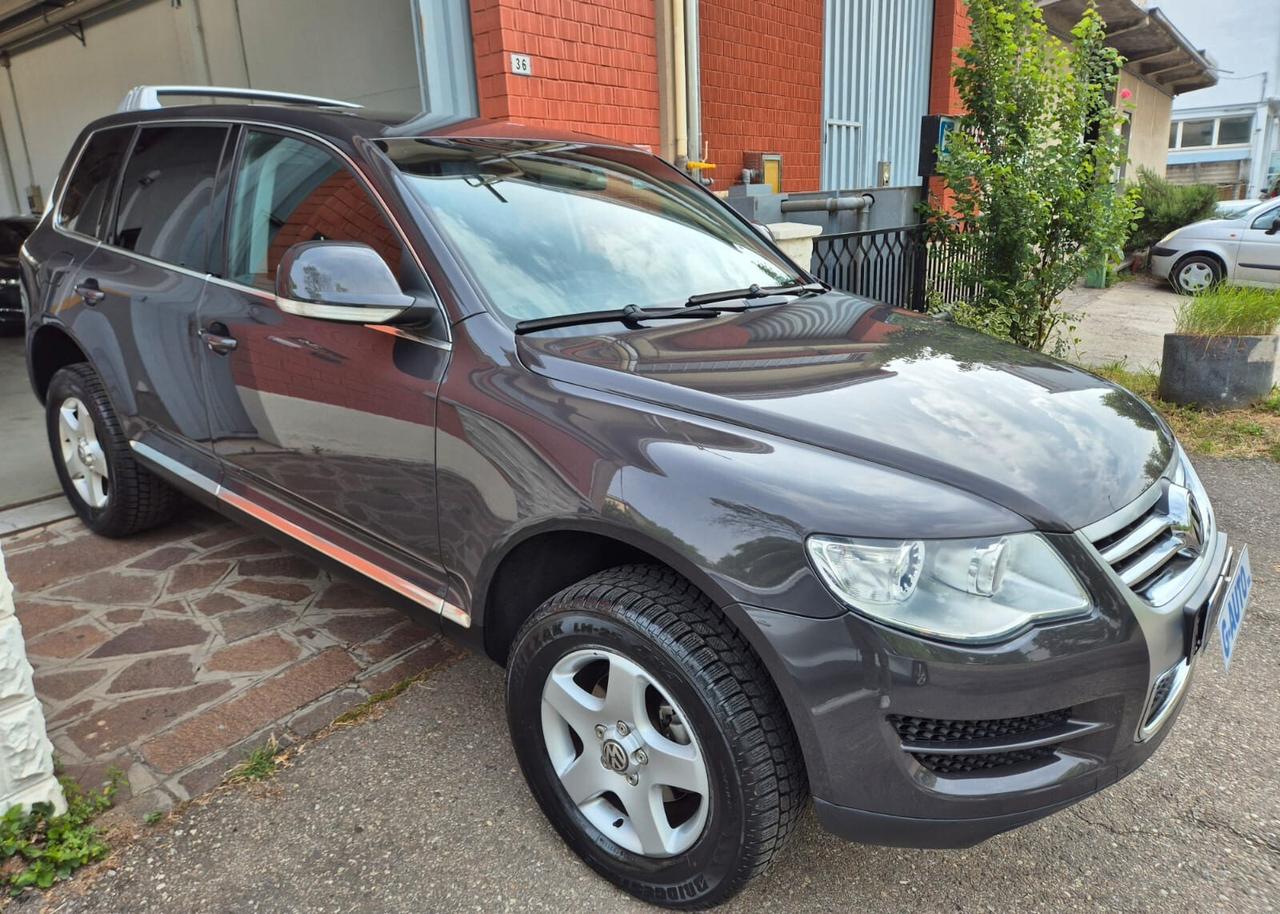 Volkswagen Touareg 2.5 R5 TDI DPF tiptronic Exclusive 92.000 km