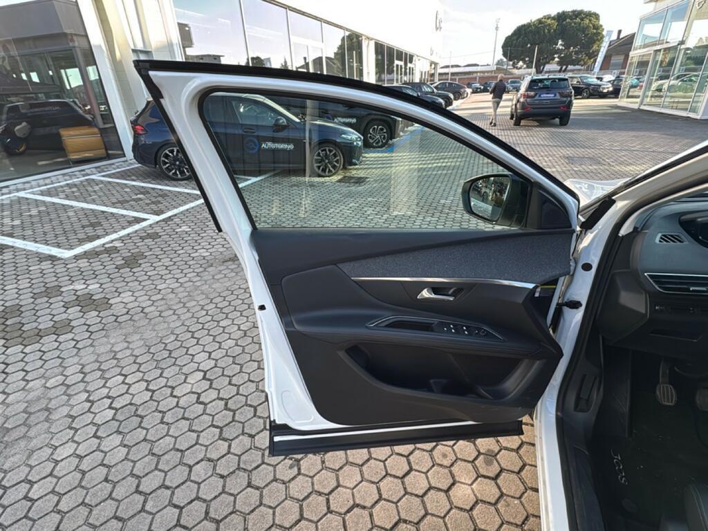 Peugeot 3008 1.5 BlueHDi Allure