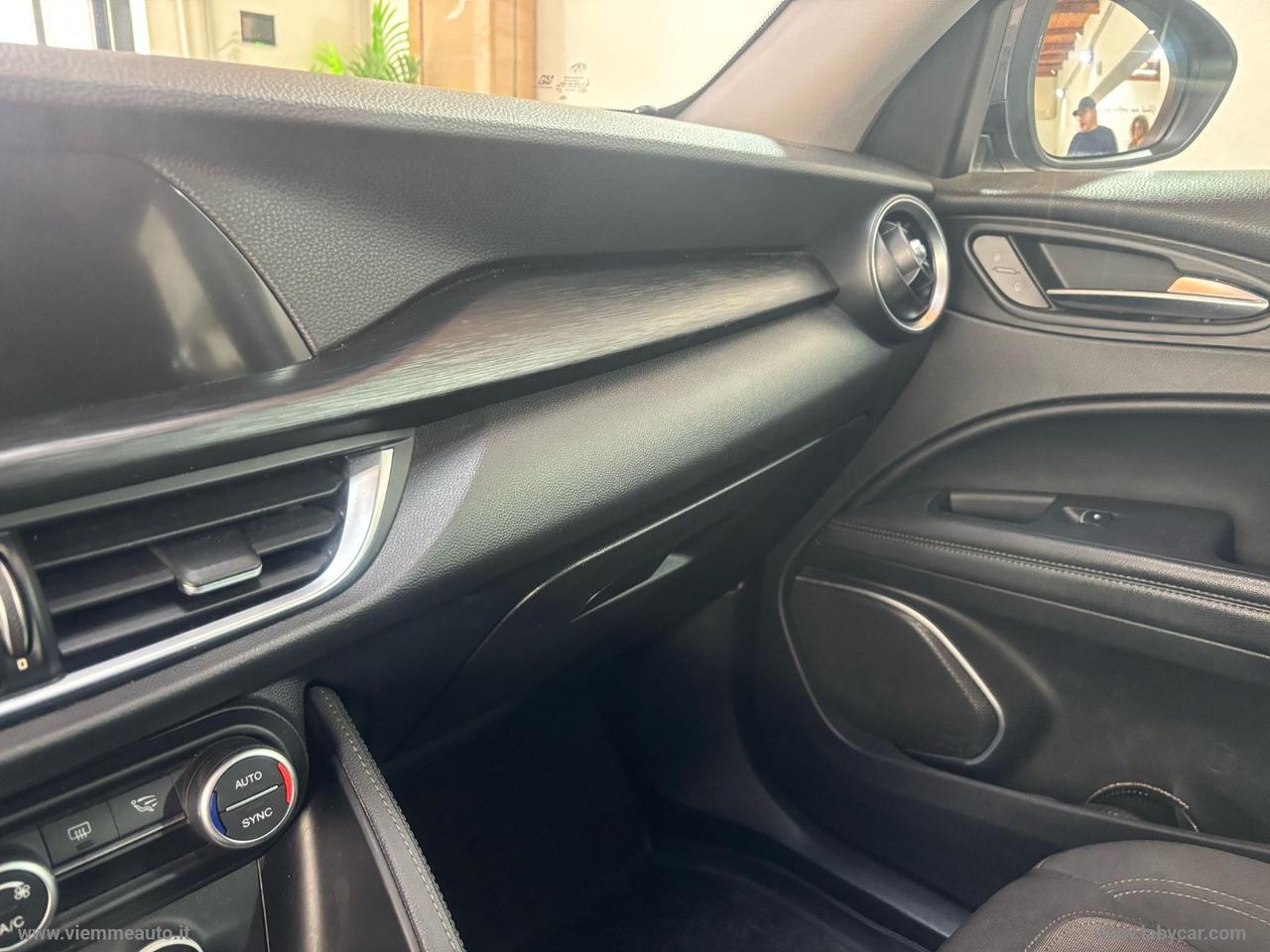 ALFA ROMEO Stelvio 2.2 T.diesel 180 CV AT8 Q4 Exec.