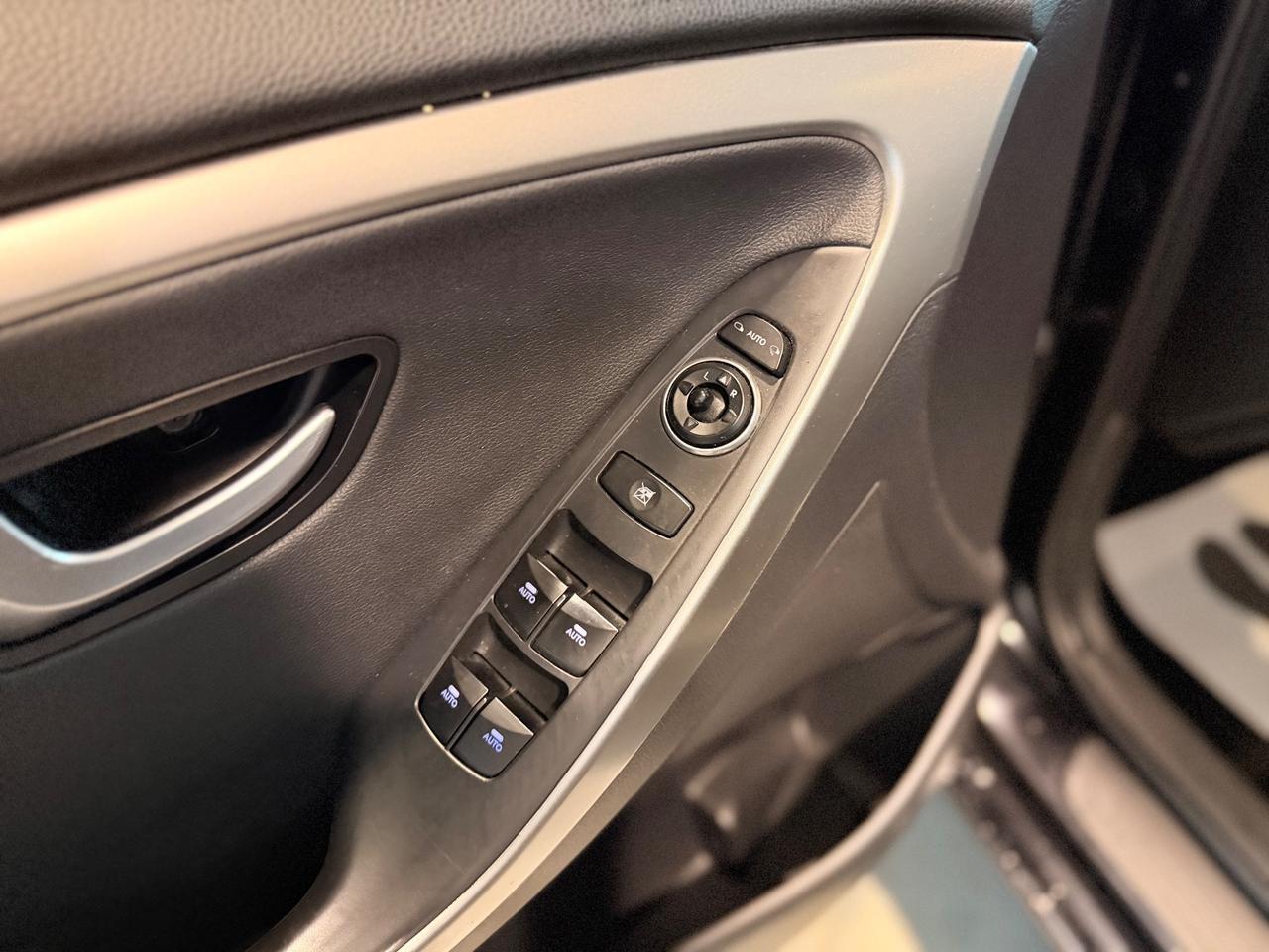 Hyundai i30 1.6 CRDi 128 CV 5p. Style