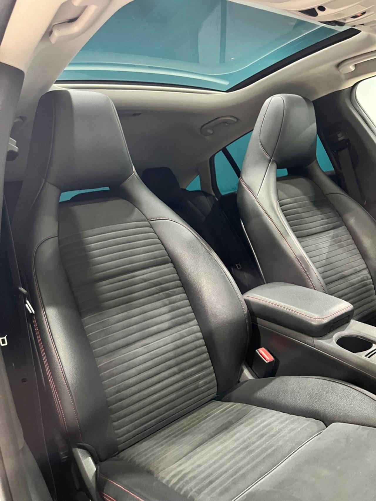 MERCEDES CLA SHOOTING BRAKE 200D *TETTO * PREMIUM *UNICOPROPRIETARIO