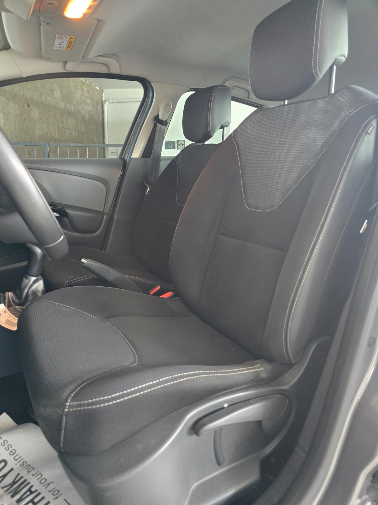 Renault Clio 1.5 dCi 90CV Costume National