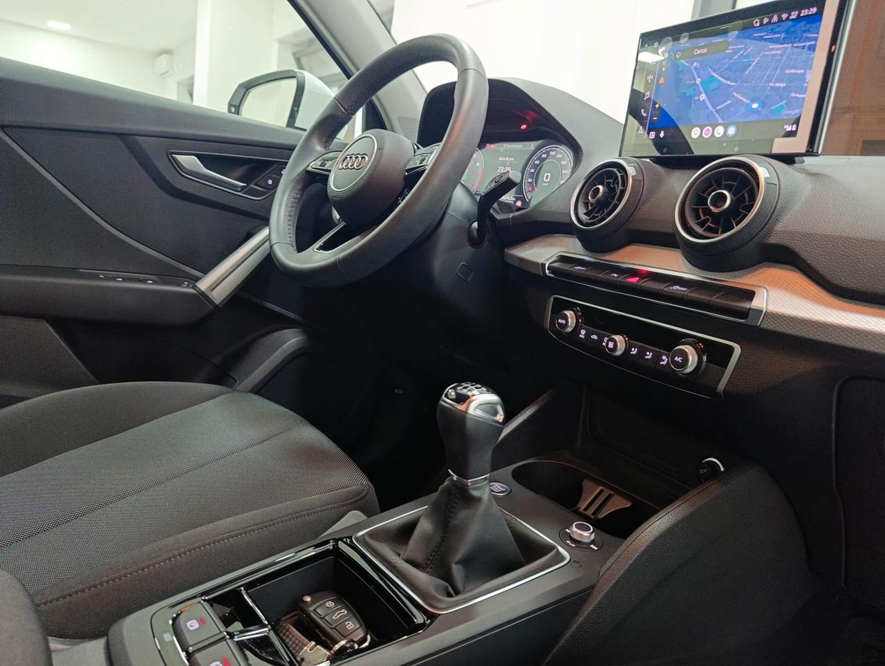 Audi Q2 35 TFSI Business Advanced