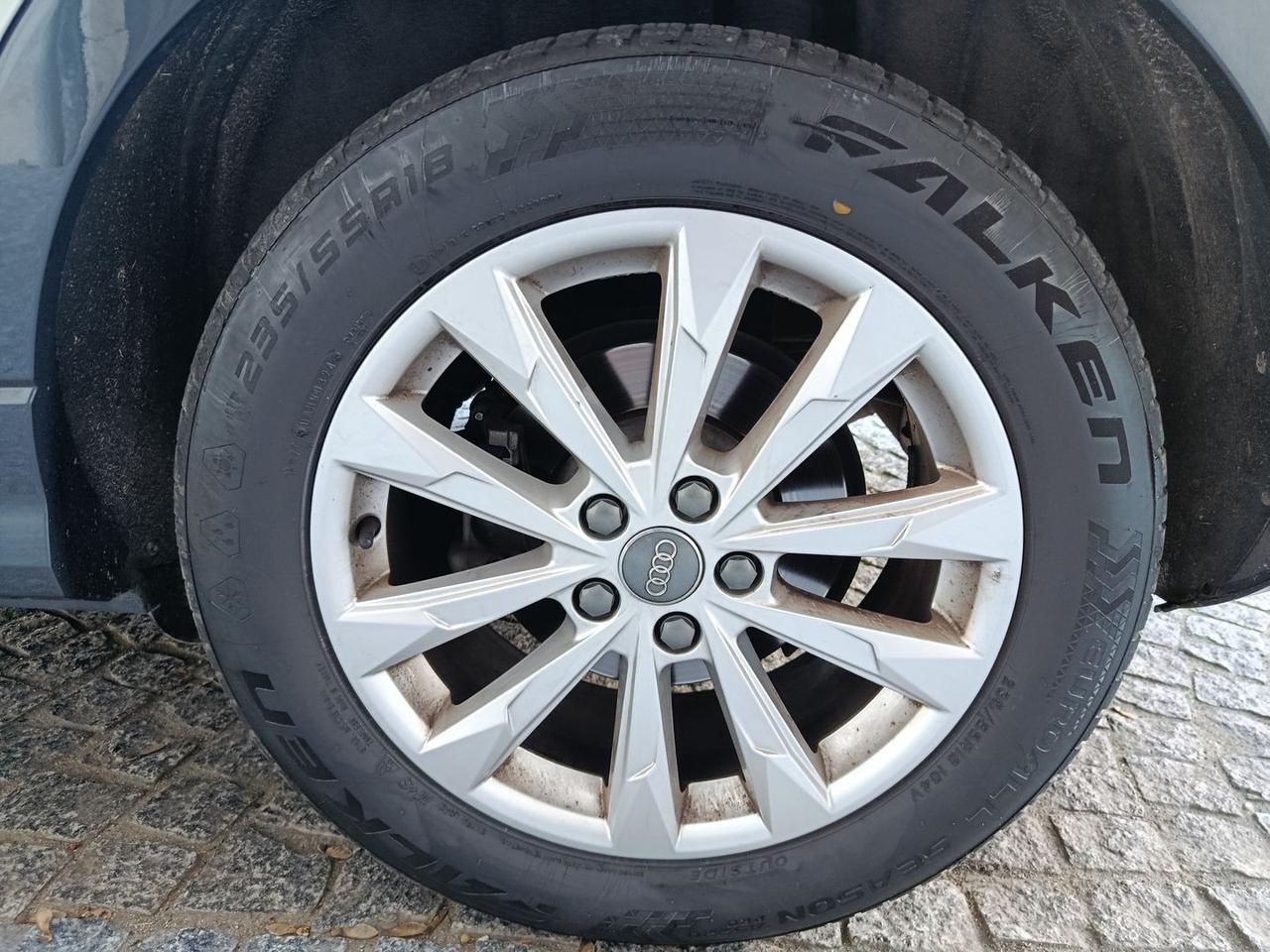 Audi Q3 Business Plus 2.0 35 TDI #8094