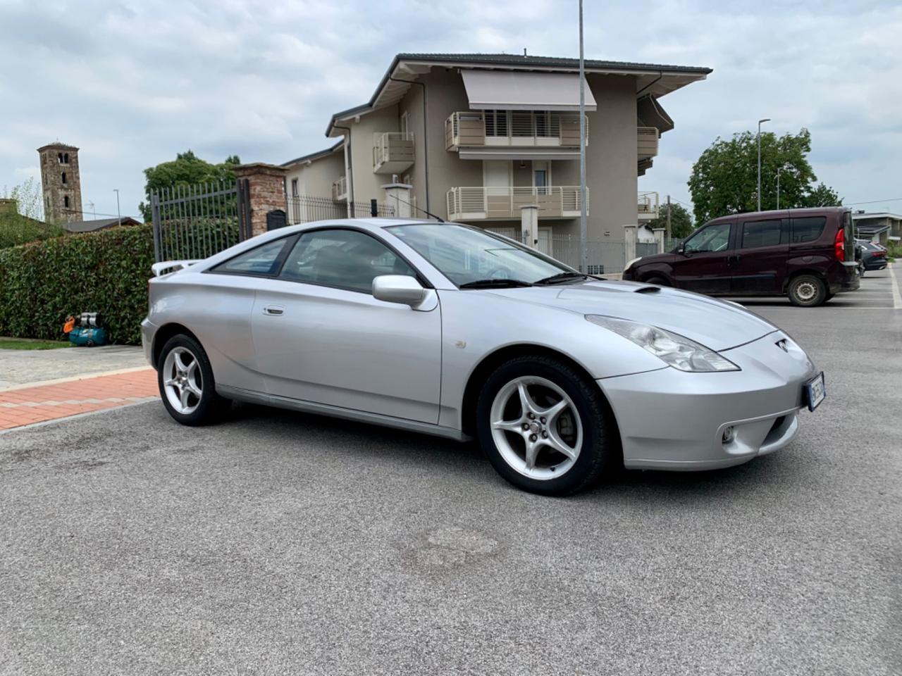 Toyota Celica 1.8 16V VVT-i