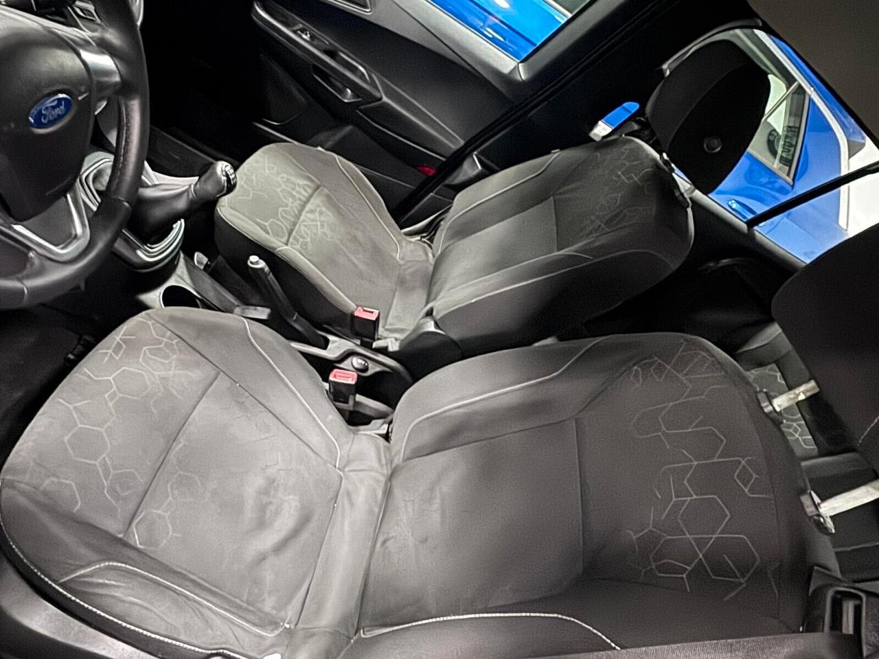 Ford B-Max 1.4 90 CV GPL Business Titanium