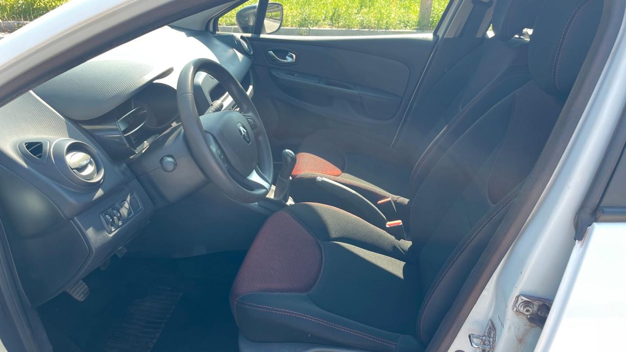RENAULT CLIO 1.2 BENZINA 5 PORTE - 2016