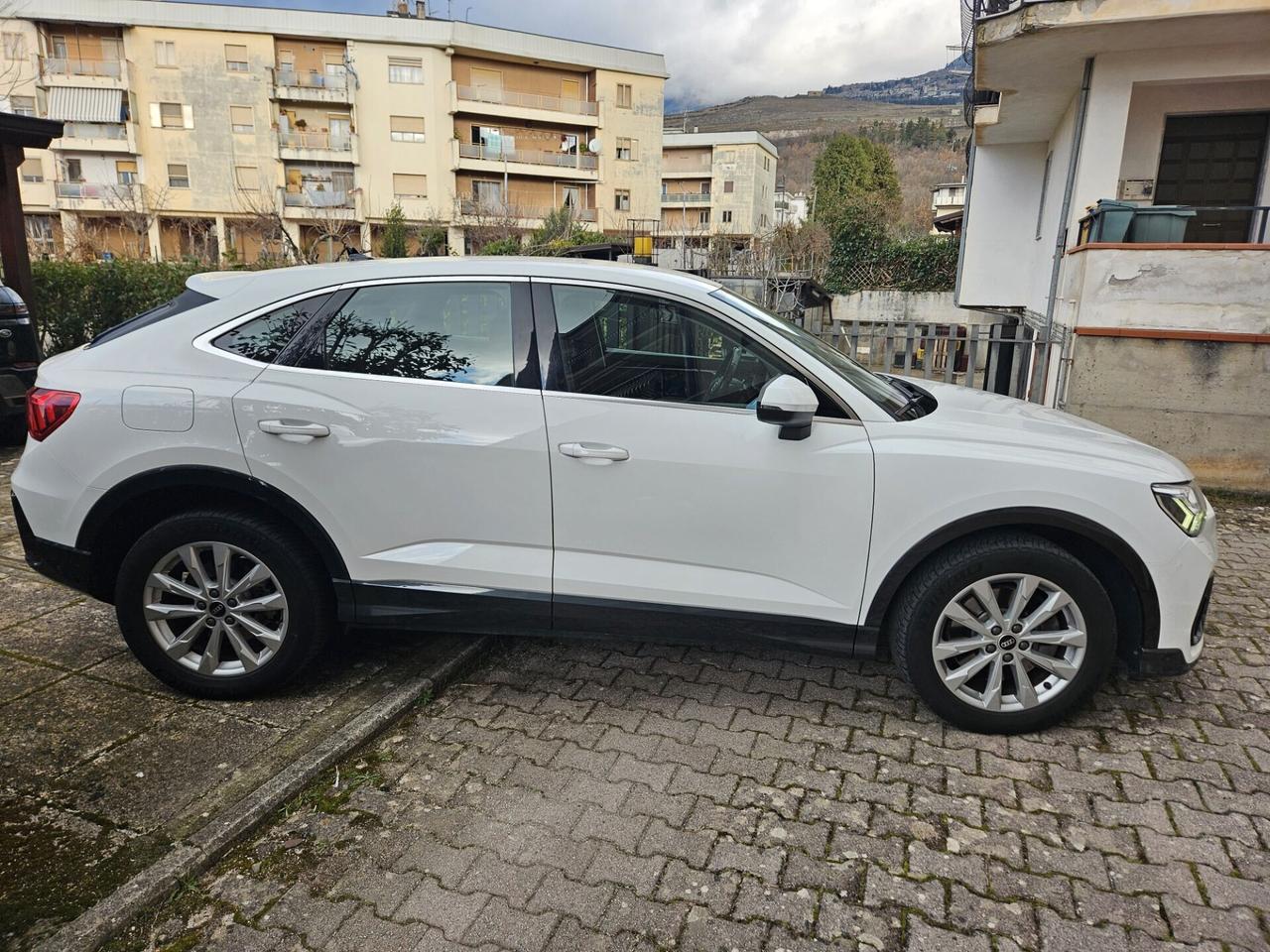 Audi Q3 SPB 40 2.0 TDI S tronic quattro