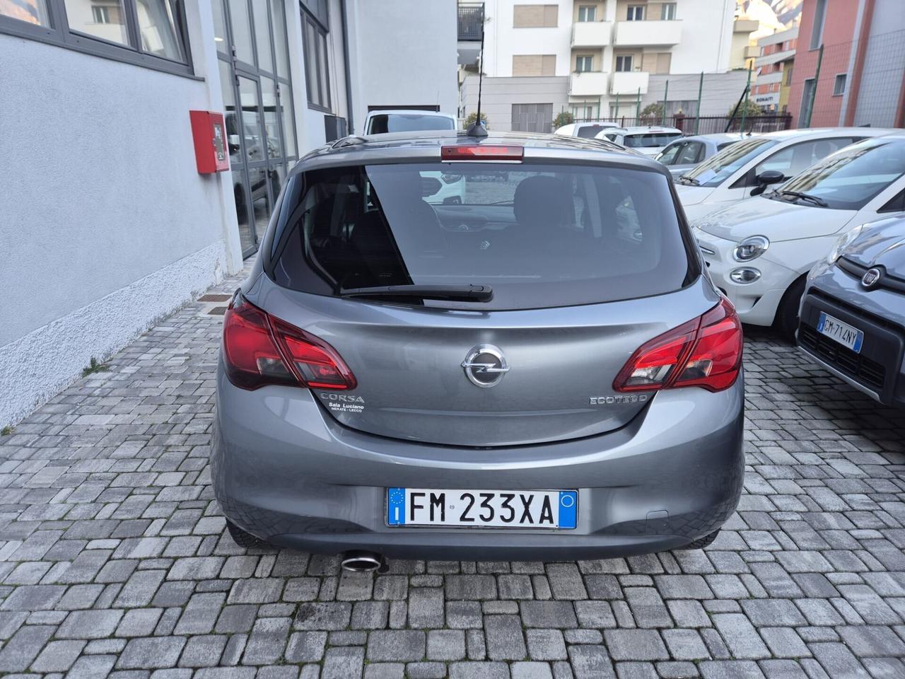 Opel Corsa 1.3 DIESEL - CAMBIO AUTOMATICO
