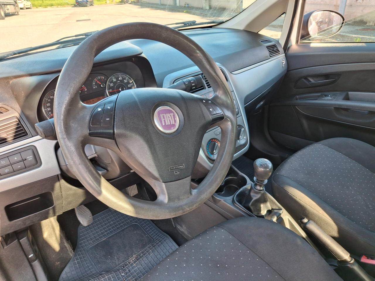 Fiat Grande Punto 1.4-5 porte Active Natural Power-METANO/BENZINA-