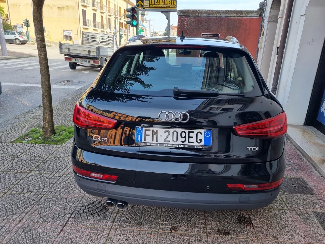 Audi Q3 2.0 TDI 120 CV S line Edition