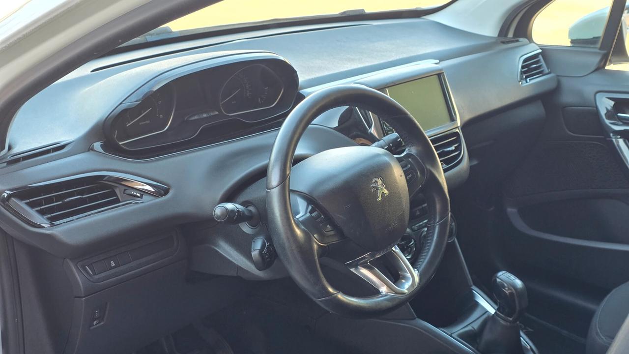 Peugeot 208 1.4 HDi 68 CV 5 porte Allure